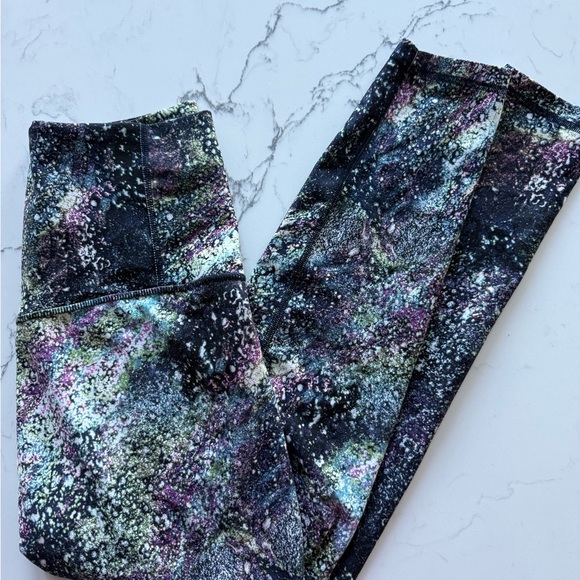 Old Navy Pants - Old Navy Galaxy Print Leggings